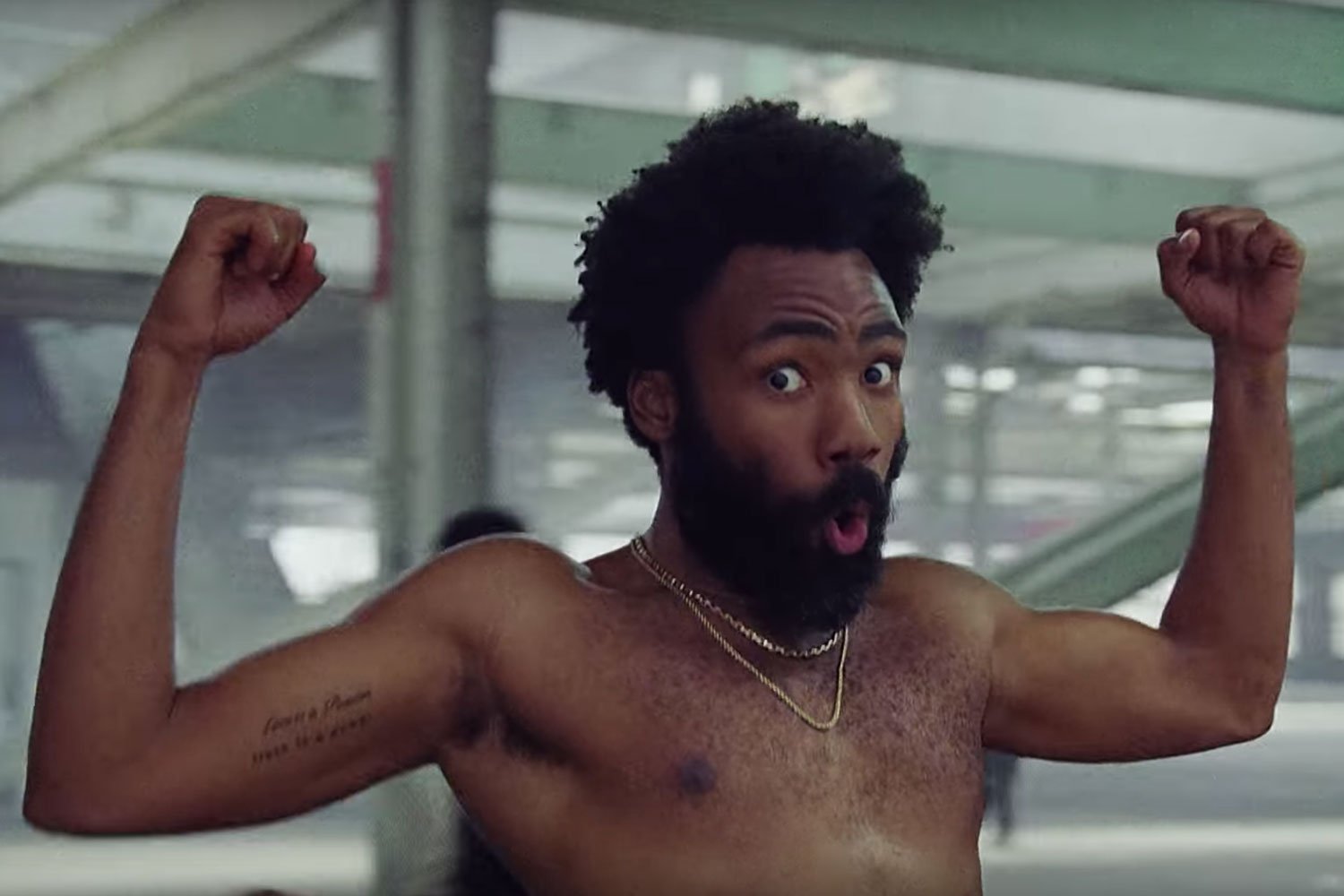 Ο Childish Gambino είναι ο πρώτος rapper που κερδίζει Grammy για το τραγούδι της χρονιάς